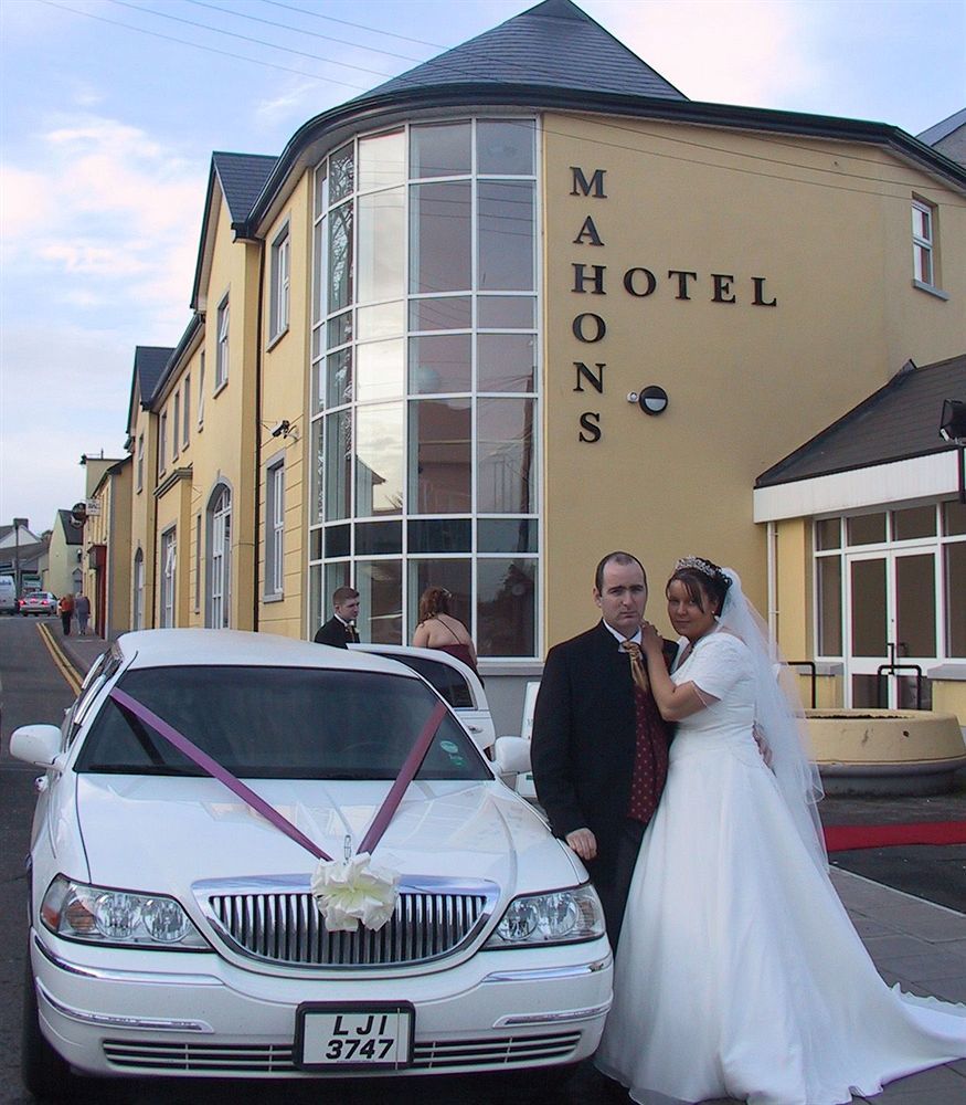 Mahon'S Hotel Irvinestown ภายนอก รูปภาพ